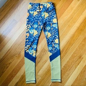 Kali Miami Fitwear athleisure workout leggings floral yellow blue xs